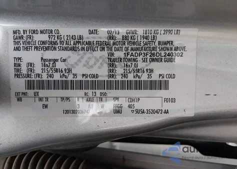 2013 Ford Focus Se z USA, uszkodzony, nr VIN 1FADP3F26DL240302